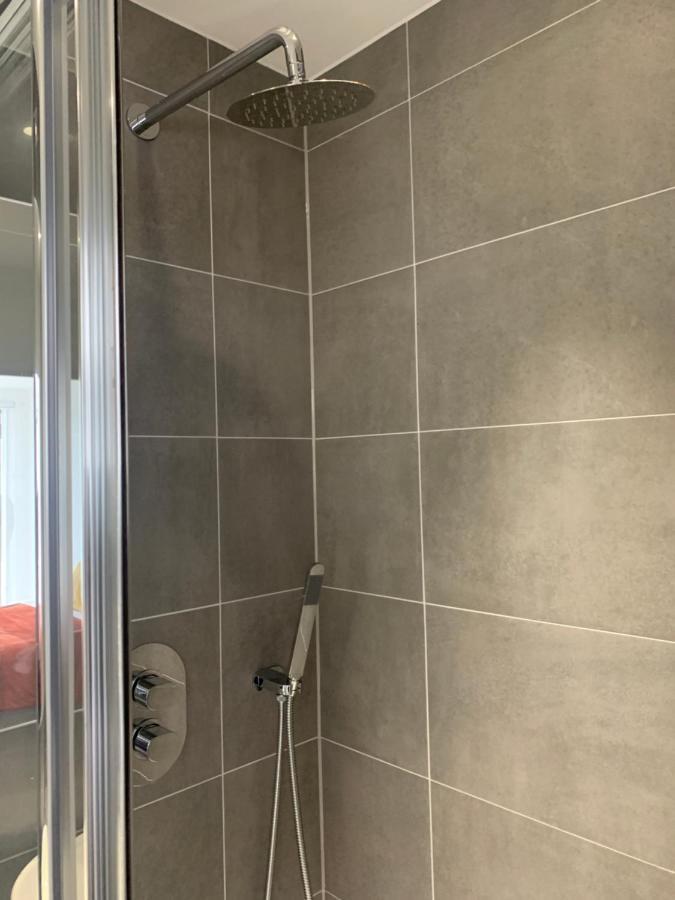 Riverside Rooms And Apartments لندن المظهر الخارجي الصورة