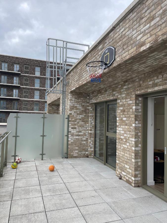 Riverside Rooms And Apartments لندن المظهر الخارجي الصورة