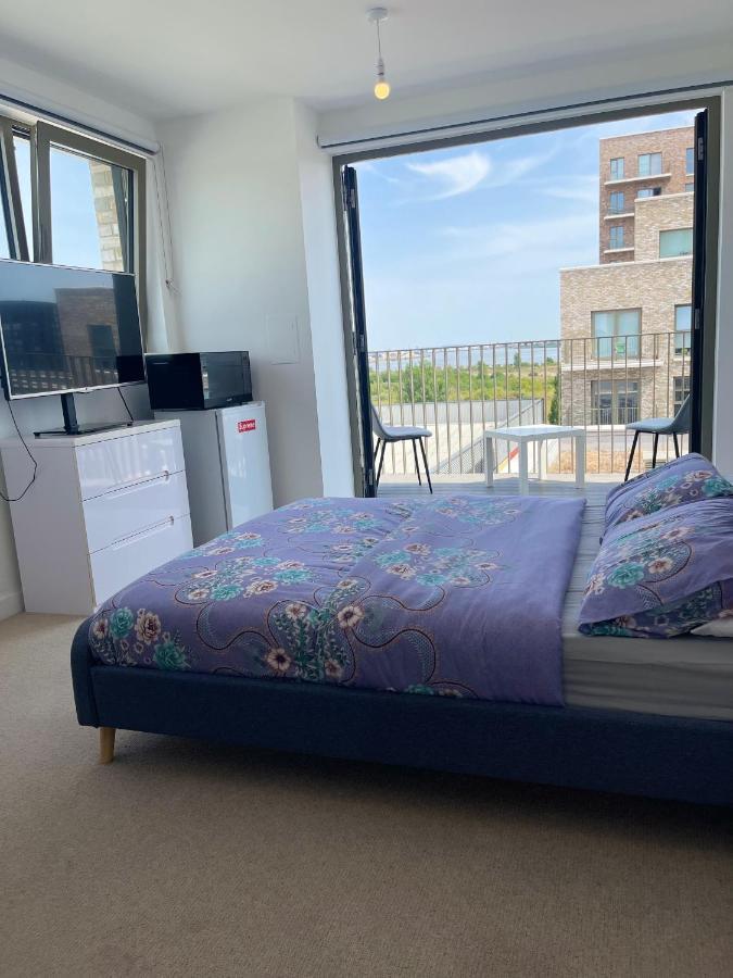 Riverside Rooms And Apartments لندن المظهر الخارجي الصورة