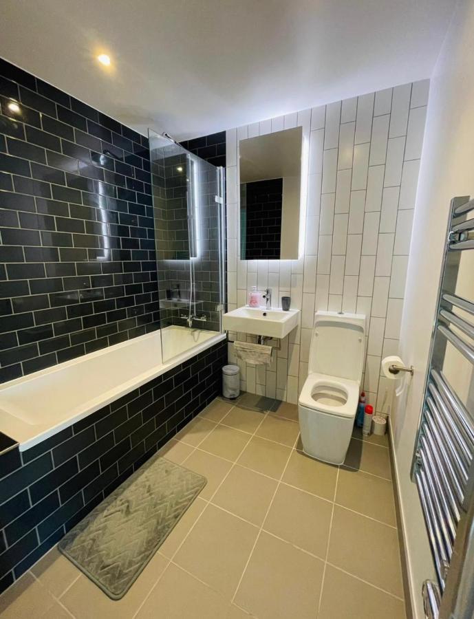 Riverside Rooms And Apartments لندن المظهر الخارجي الصورة