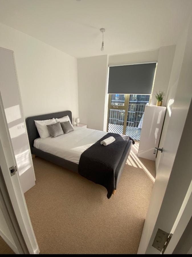 Riverside Rooms And Apartments لندن المظهر الخارجي الصورة